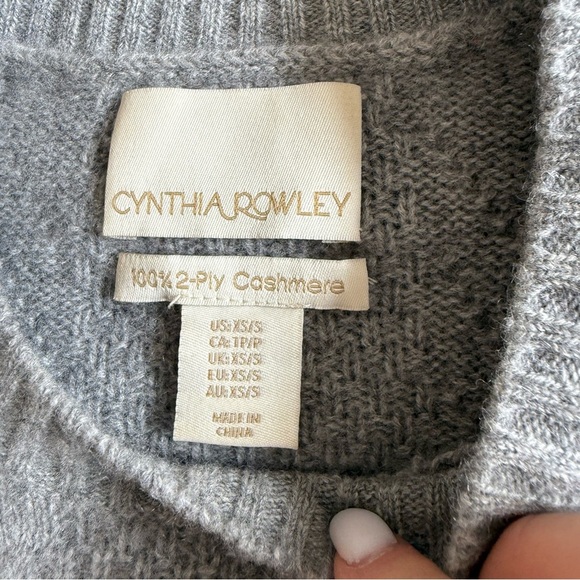 Cynthia Rowley 2 Ply Cashmere Gray Oversized Cable Knit Sweater Cape Size XS/S - Picture 7 of 8